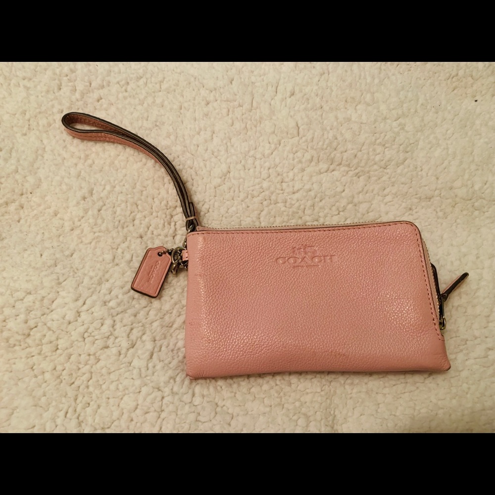 Coach double pocket wristlet- baby pink